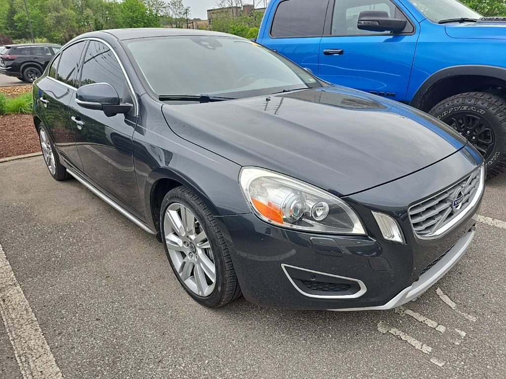 Used 2013 Volvo S60 T5 image 2