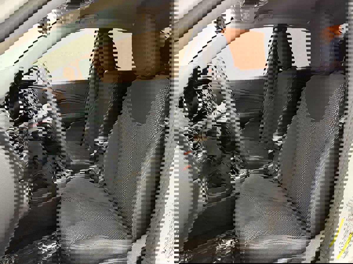 Used 2016 Dodge Dart SXT image 6