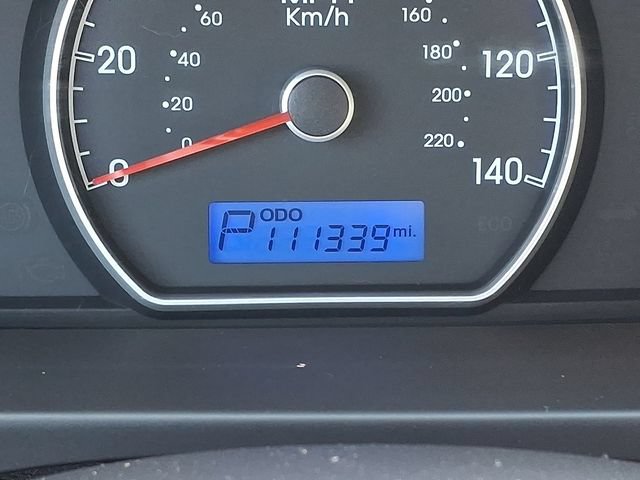 Used 2010 Hyundai Elantra GLS FWD image 21