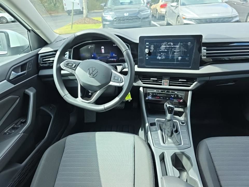 Used 2025 Volkswagen Jetta S image 21