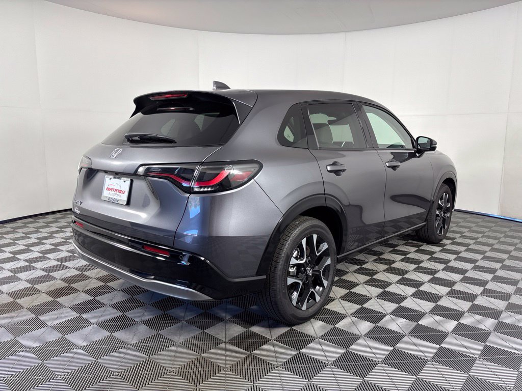 Used 2027 Honda HR-V EX-L image 16
