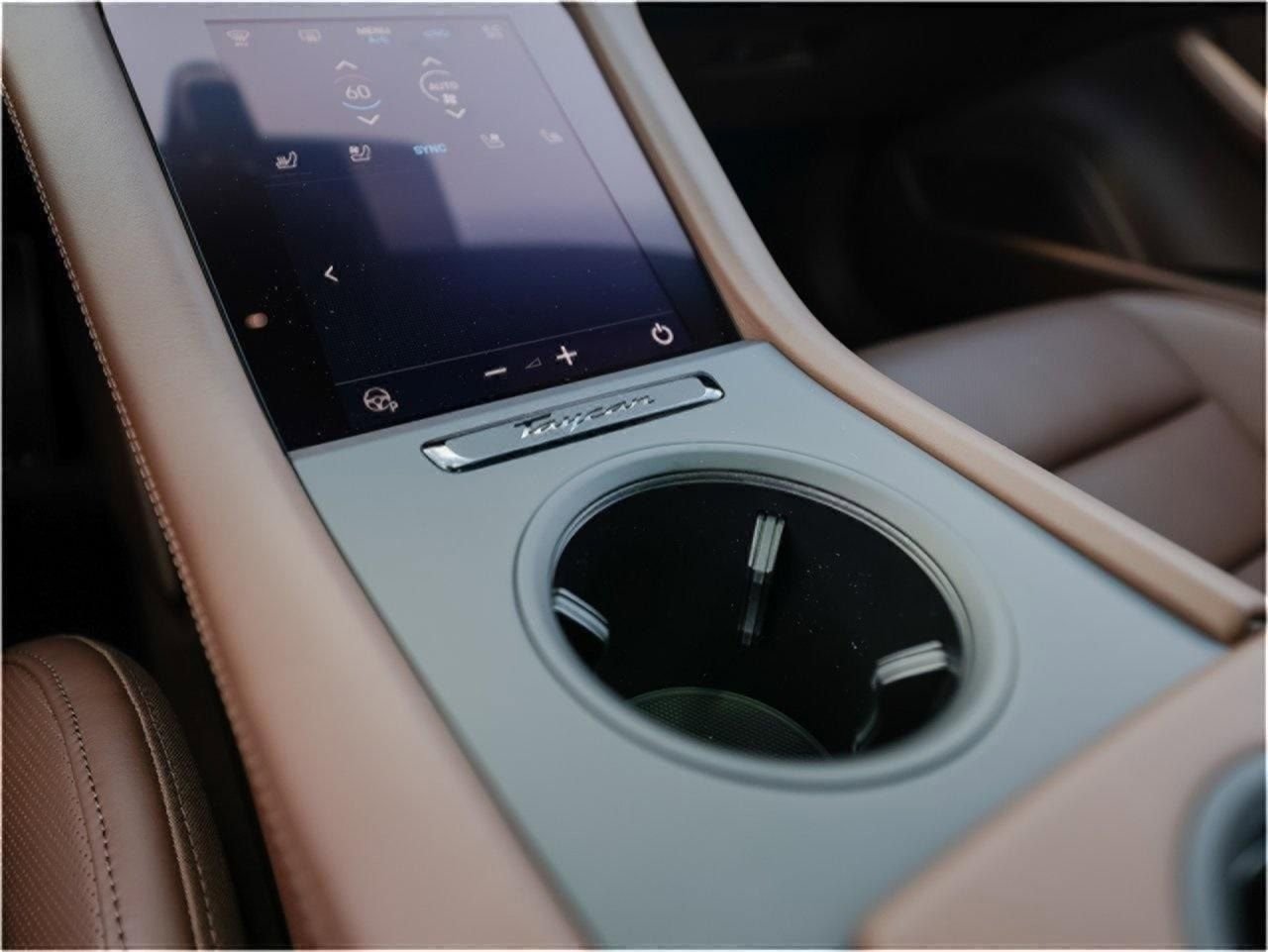 New 2025 Porsche Taycan Turbo image 20