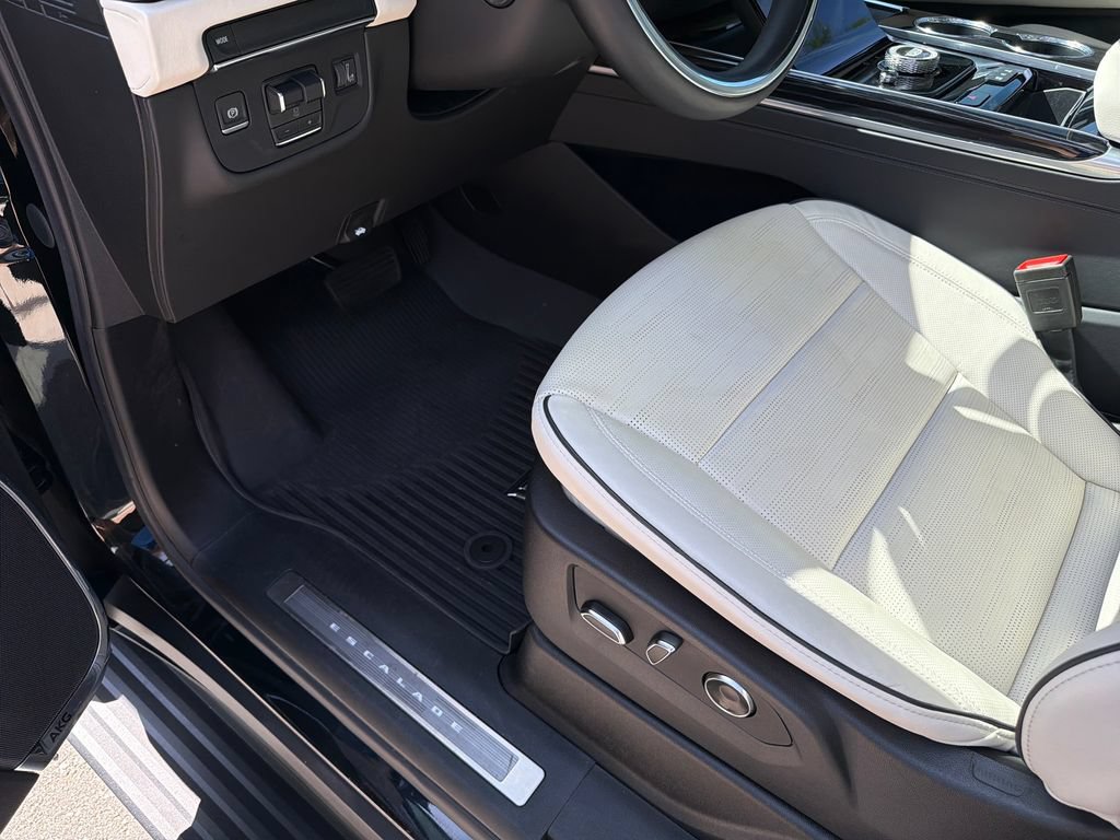 Certified 2025 Cadillac Escalade Sport w/ LPO, ONYX Package RWD image 24