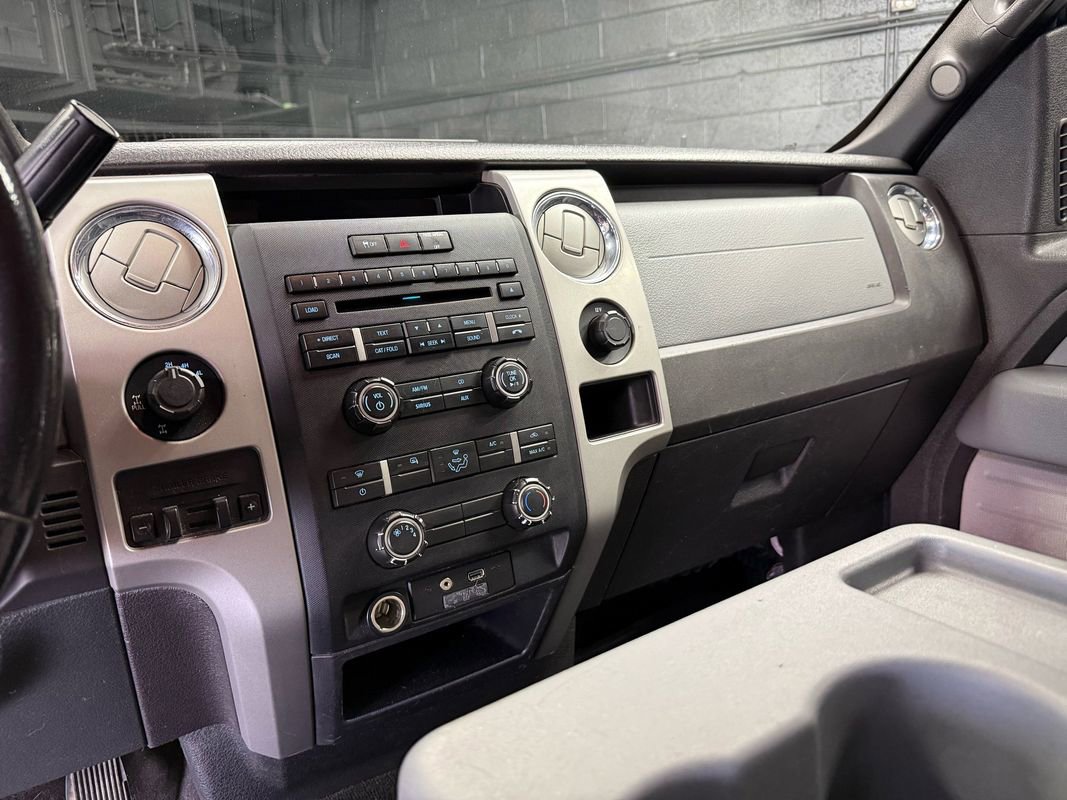 Used 2012 Ford F150 XLT w/ XLT Chrome Pkg AWD/4WD image 11