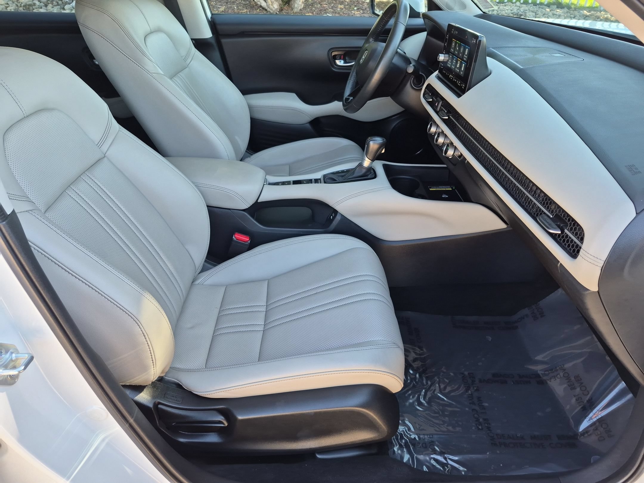Used 2024 Honda HR-V EX-L image 30