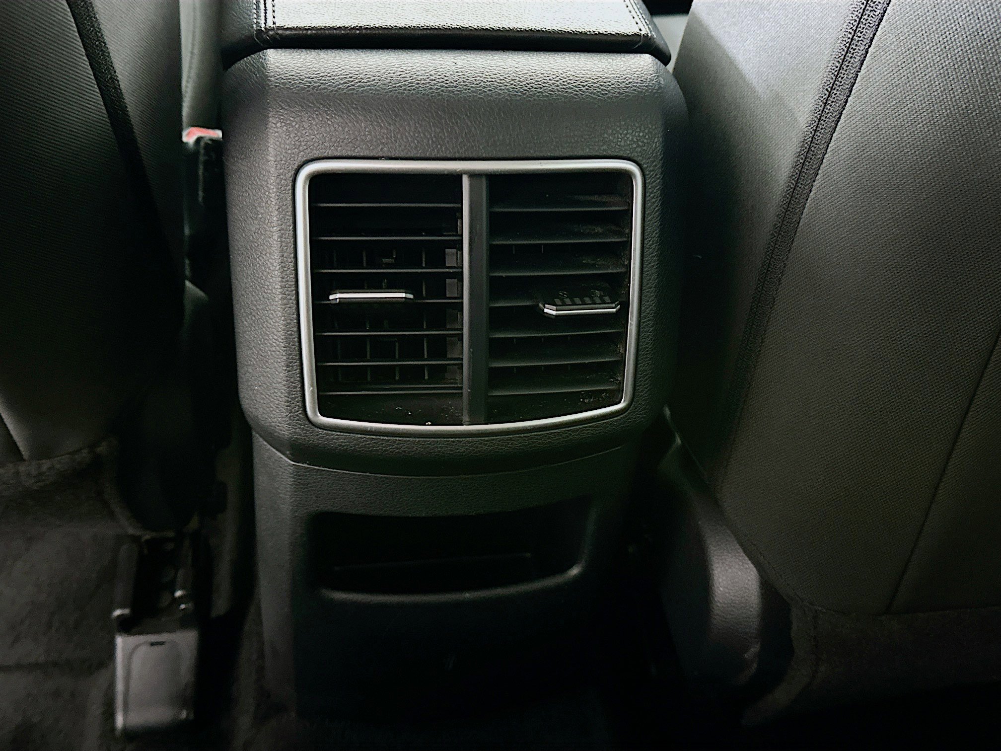 Used 2023 Kia Sportage LX image 25