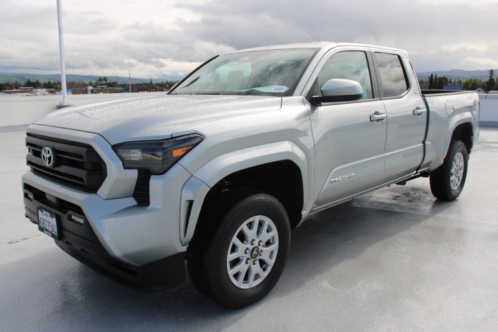 Certified 2024 Toyota Tacoma SR5 image 7