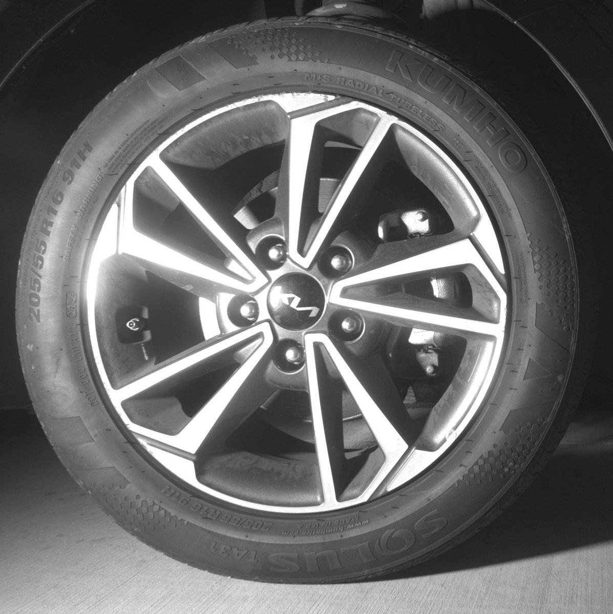 Used 2024 Kia Forte LXS FWD image 13