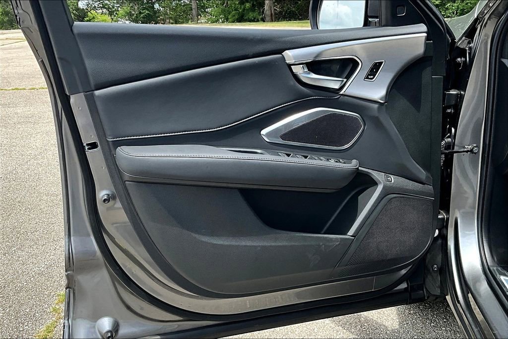 Used 2024 Acura RDX SH-AWD image 18