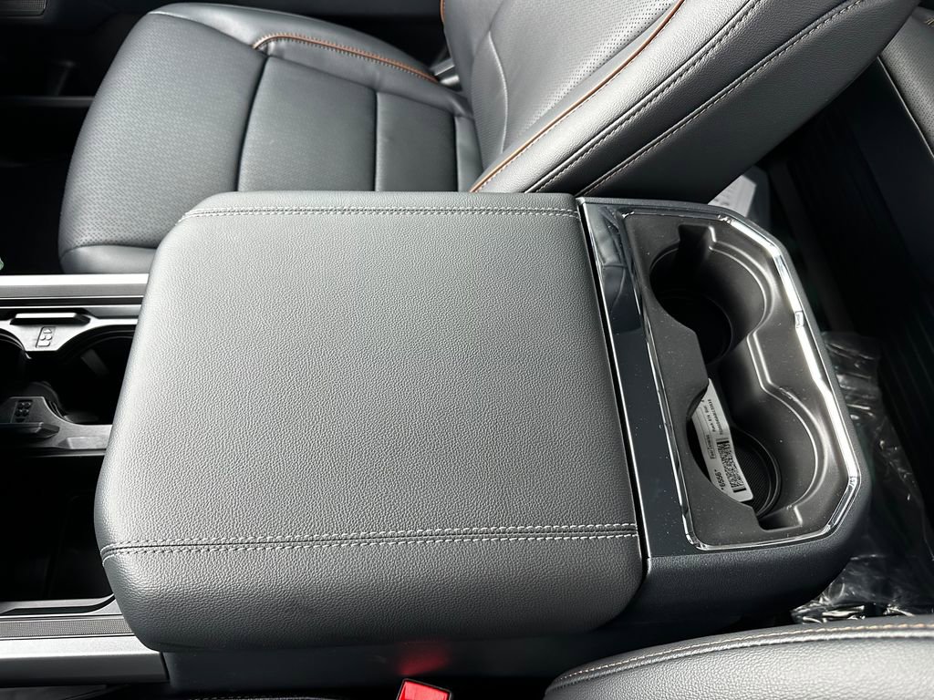 New 2026 Ford F250 Lariat w/ Black Appearance Package image 76