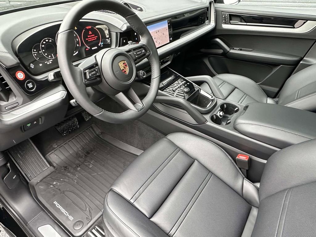 New 2026 Porsche Cayenne Coupe AWD/4WD image 4