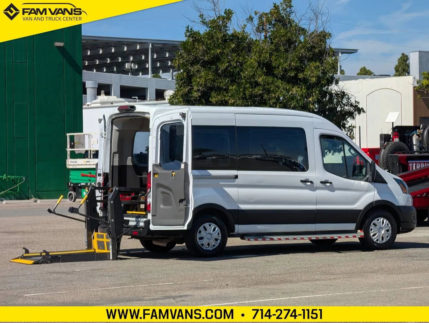 Used 2020 Ford Transit 150 XL image 9