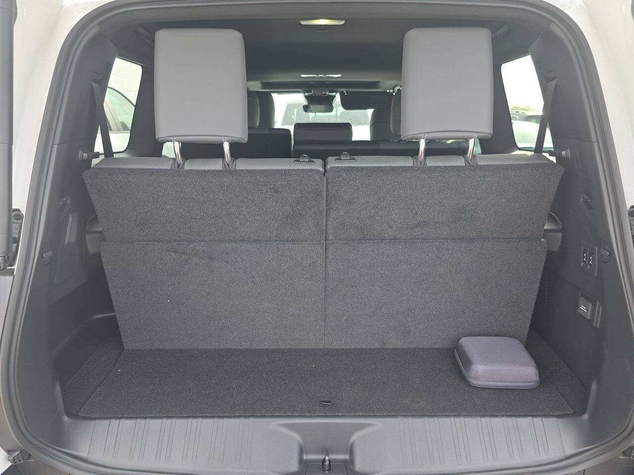 Used 2026 Lexus GX 550 w/ Cold Area Package AWD/4WD image 18