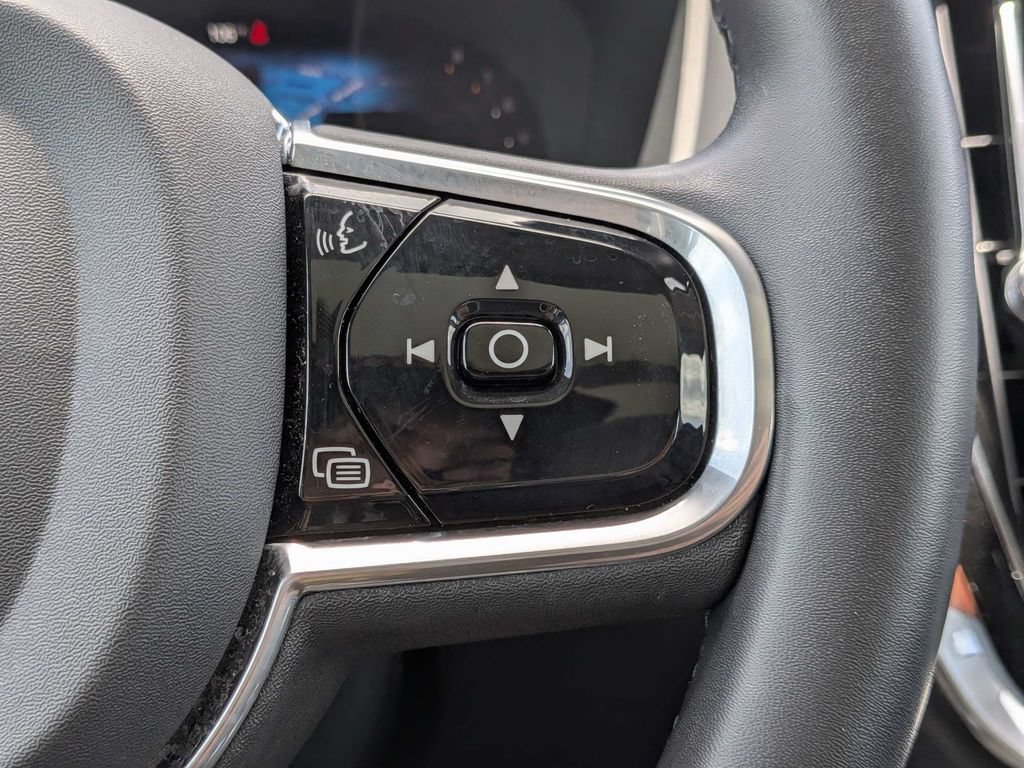 Certified 2023 Volvo S60 B5 Plus FWD image 33