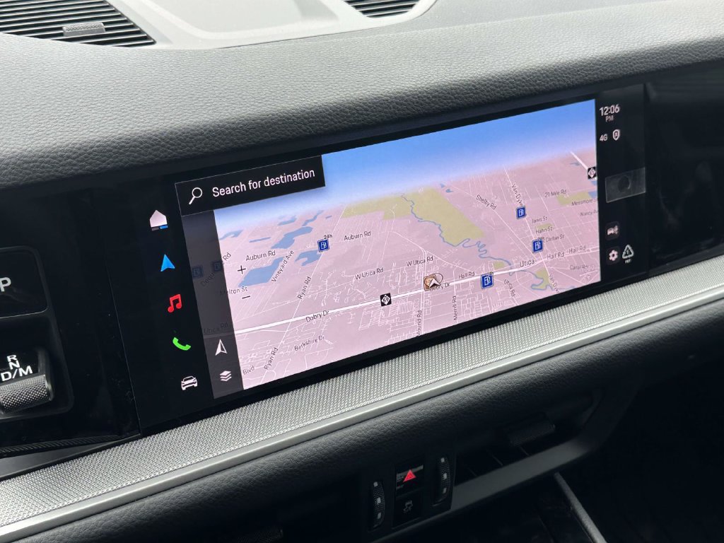 Certified 2026 Porsche Cayenne AWD/4WD image 24