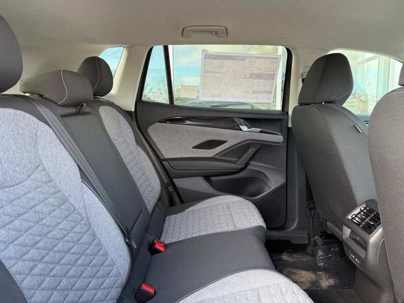 New 2026 Volkswagen Tiguan S AWD/4WD image 5