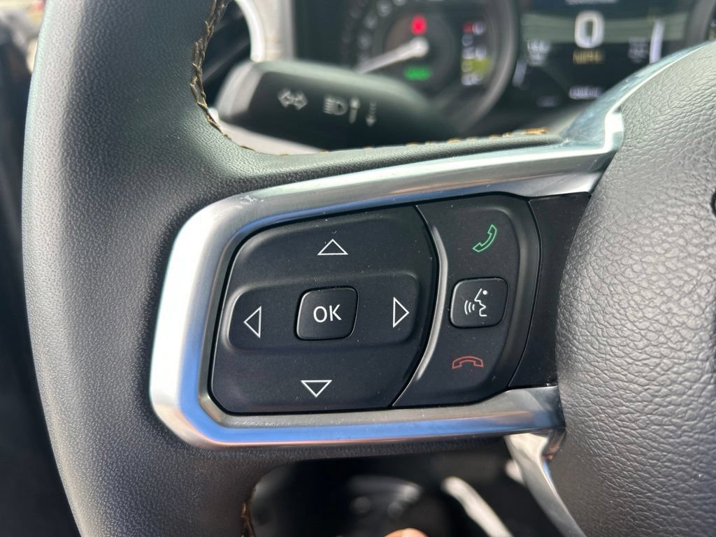 Used 2024 Jeep Wrangler Unlimited Sahara AWD/4WD image 44