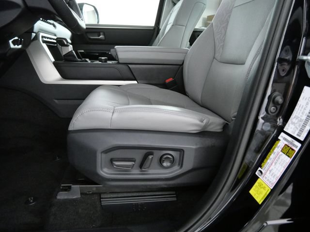 Used 2024 Toyota Tundra Limited AWD/4WD image 13