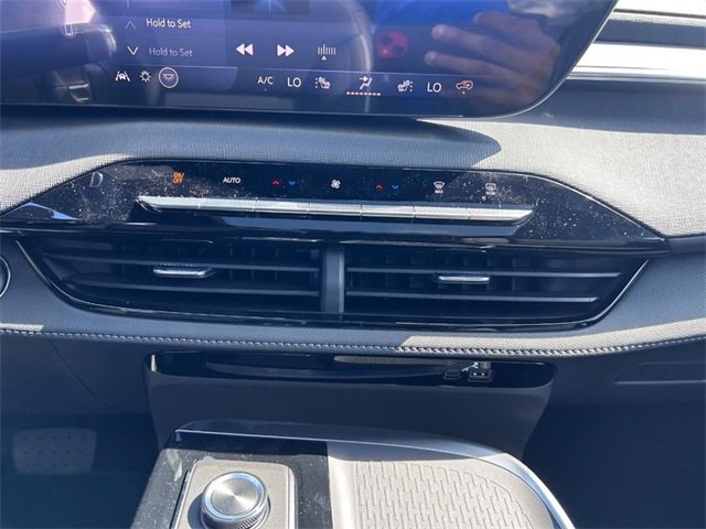 New 2026 Buick Enclave Sport Touring image 18