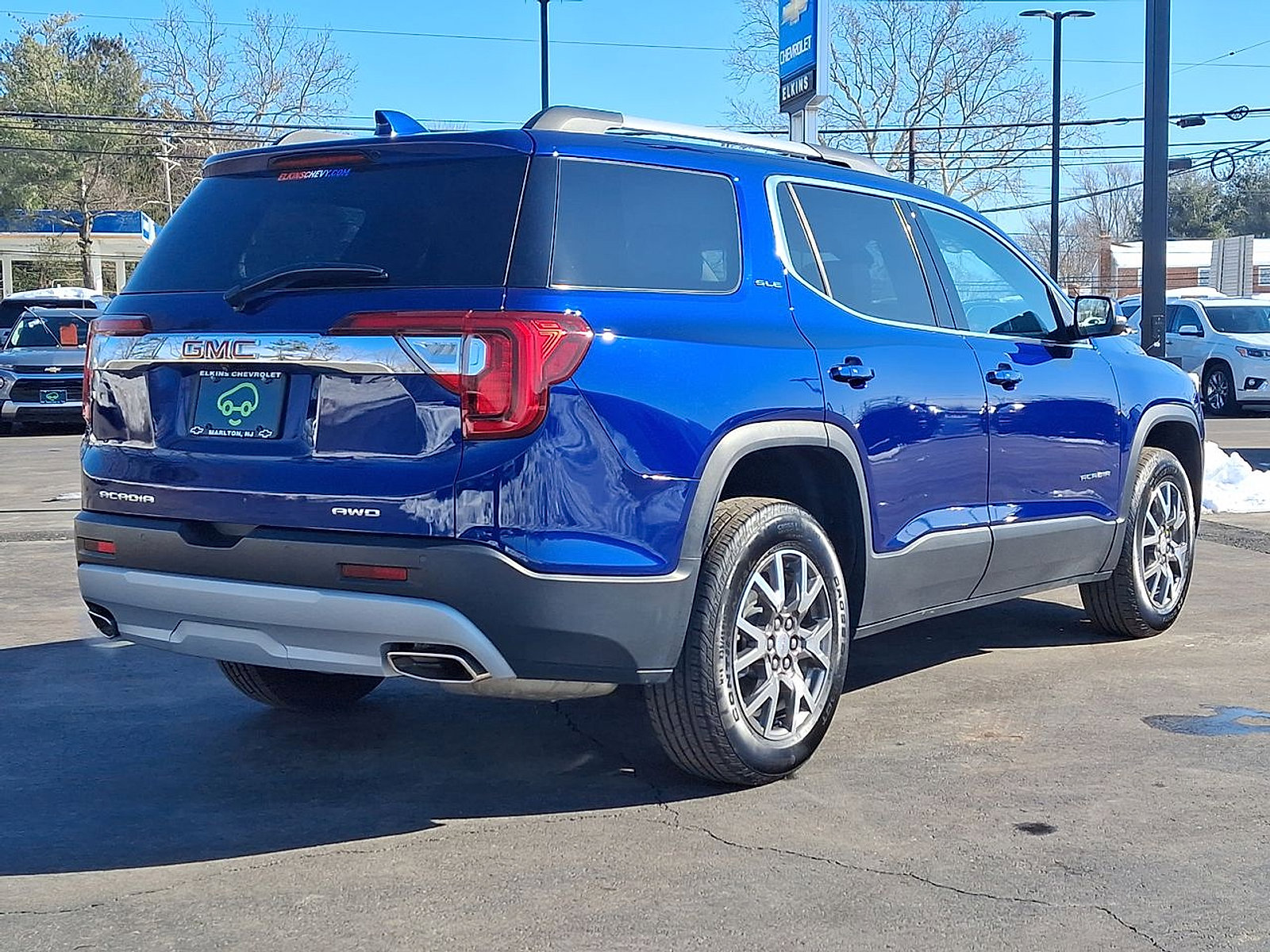 Certified 2023 GMC Acadia SLE w/ Driver Convenience Package image 25