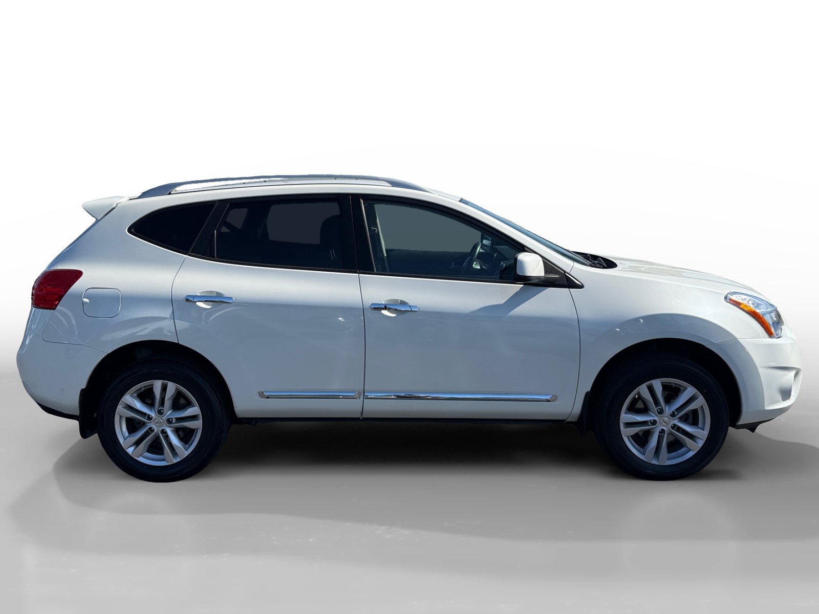Used 2012 Nissan Rogue SV AWD/4WD image 6