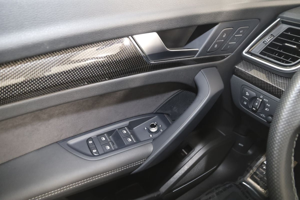 Used 2024 Audi SQ5 Premium Plus AWD/4WD image 30