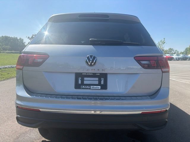 Used 2022 Volkswagen Tiguan S FWD image 8