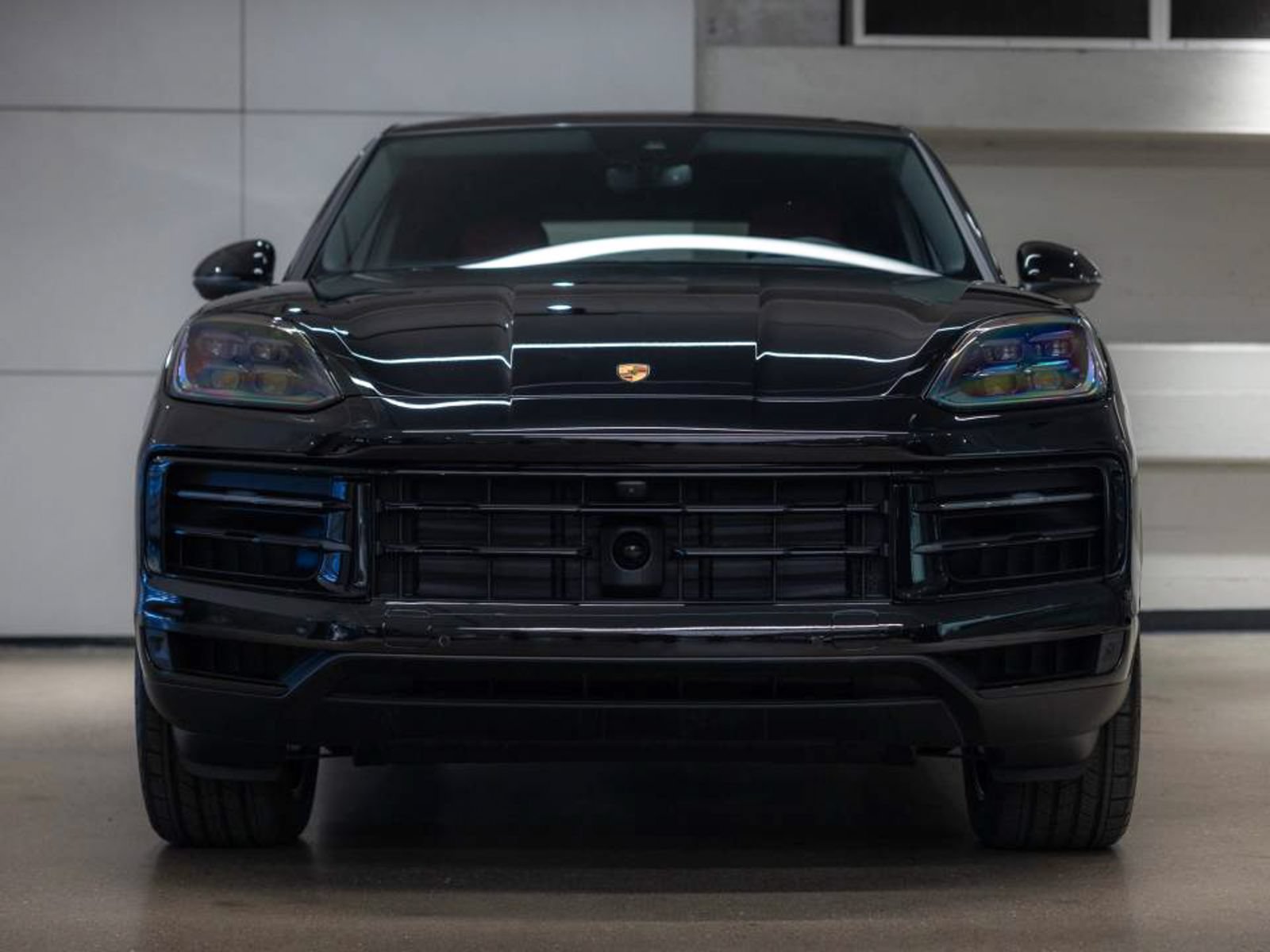 Certified 2026 Porsche Cayenne Coupe AWD/4WD image 5