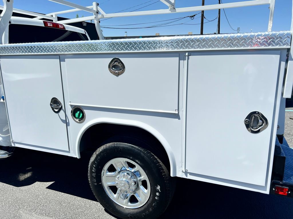Used 2024 RAM 3500 Tradesman w/ Chrome Appearance Group AWD/4WD image 20