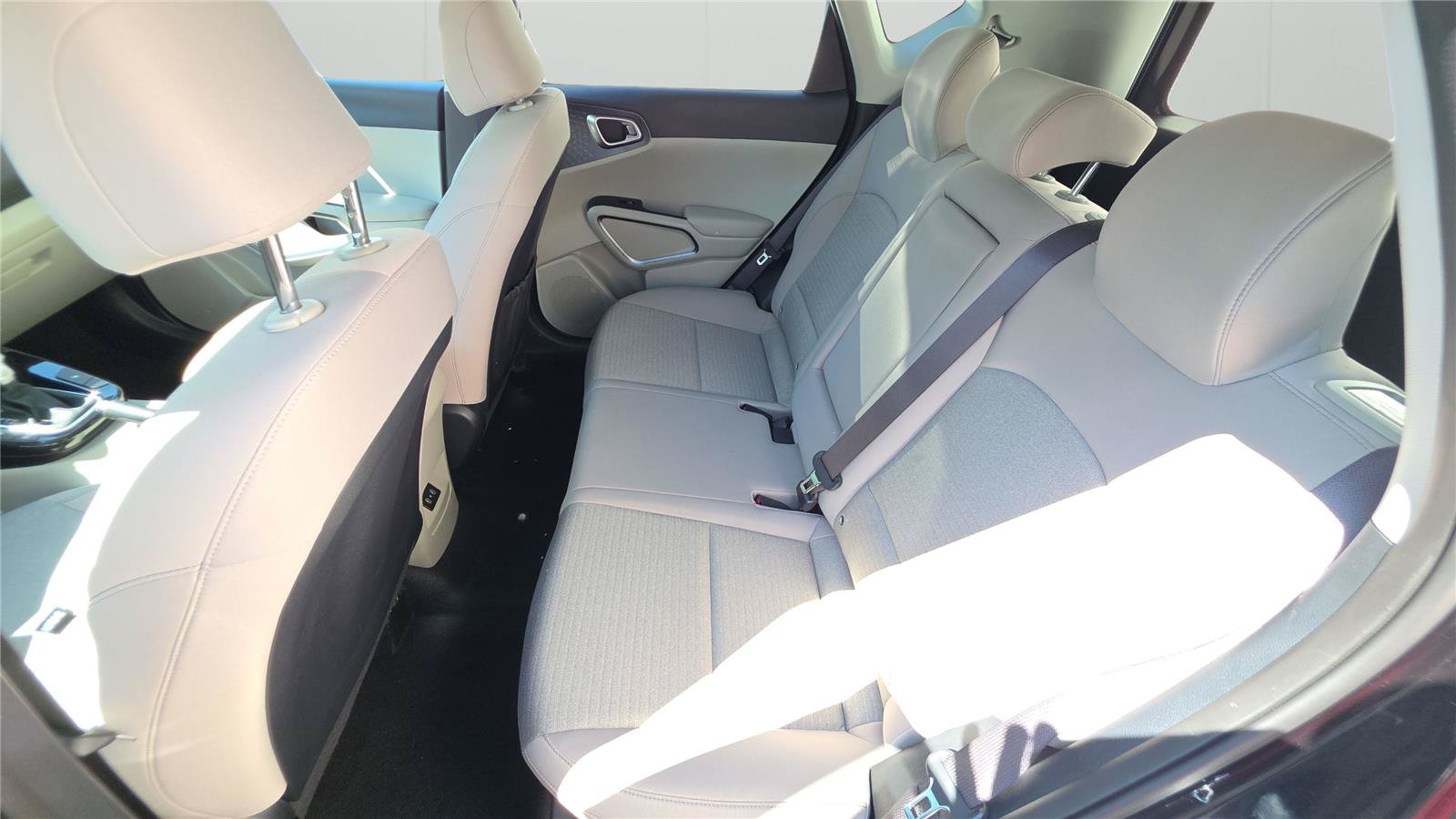 Used 2024 Kia Soul EX FWD image 11