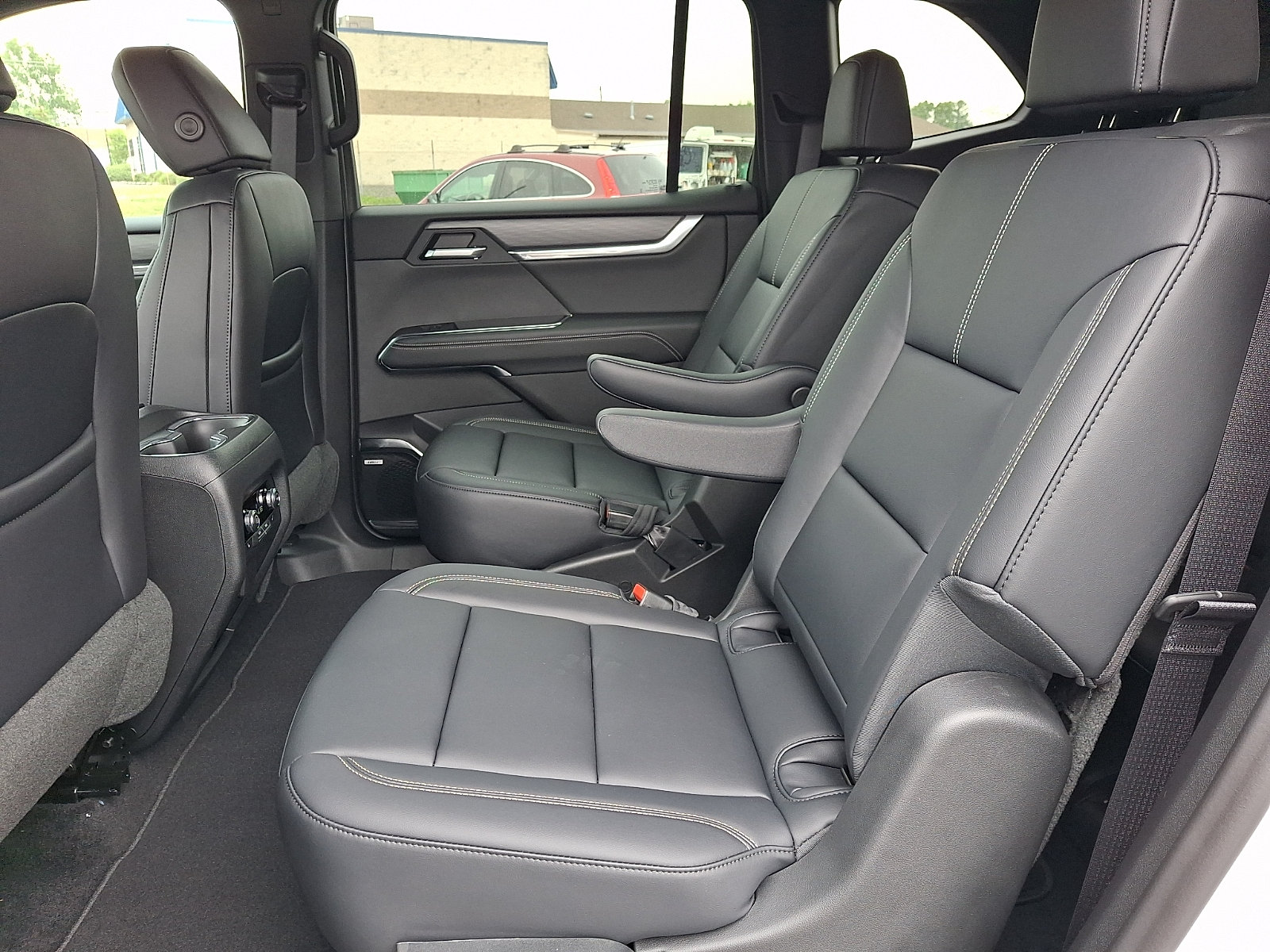 New 2026 GMC Acadia Elevation w/ Black Edition AWD/4WD image 5