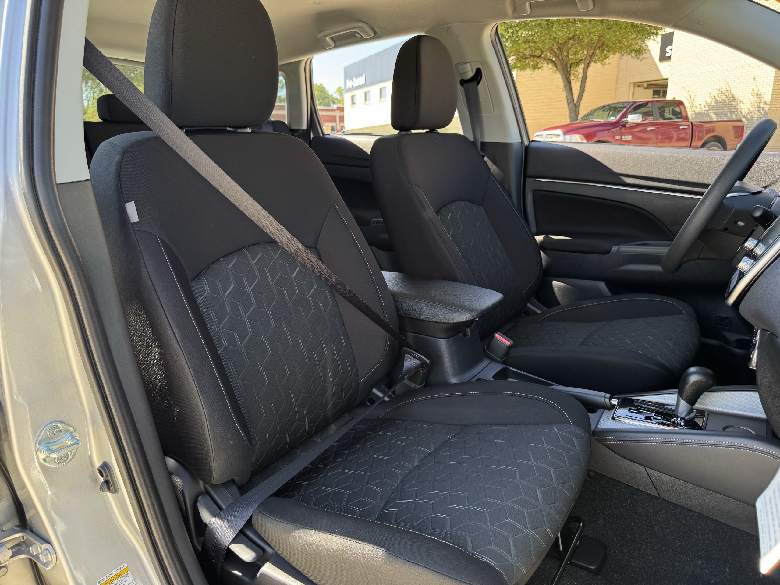 New 2027 Mitsubishi Outlander Sport ES FWD image 22