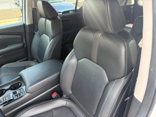 Used 2025 Honda Pilot EX-L image 16