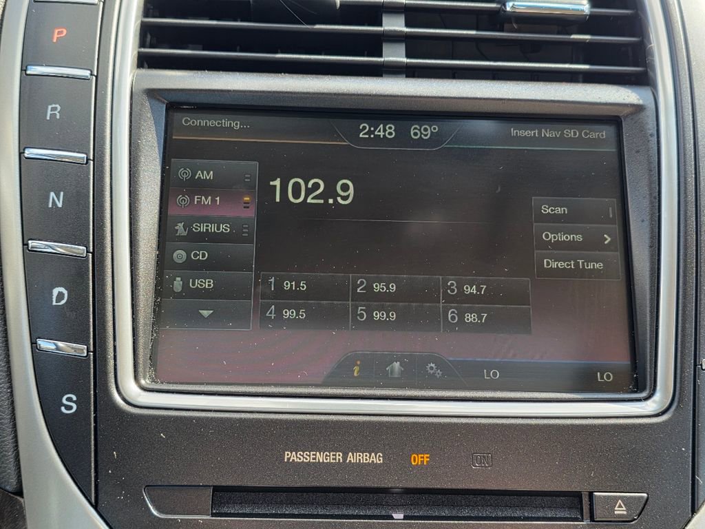 Used 2016 Lincoln MKX Reserve w/ Climate Package image 26