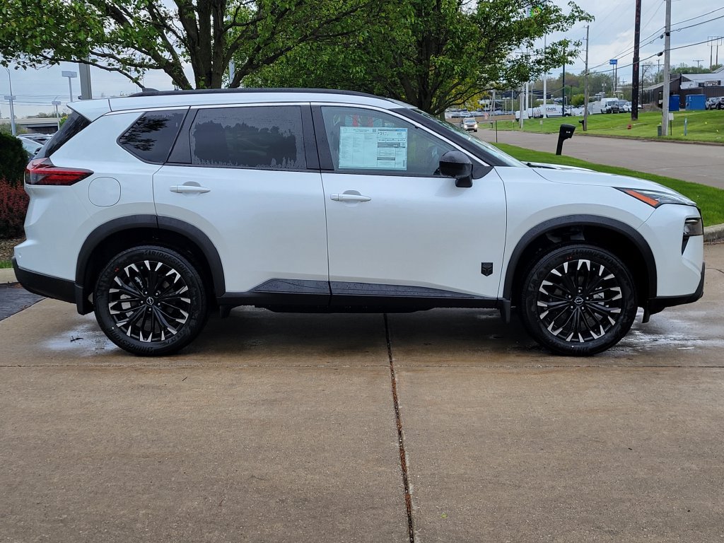 New 2026 Nissan Rogue Dark Armor AWD/4WD image 2
