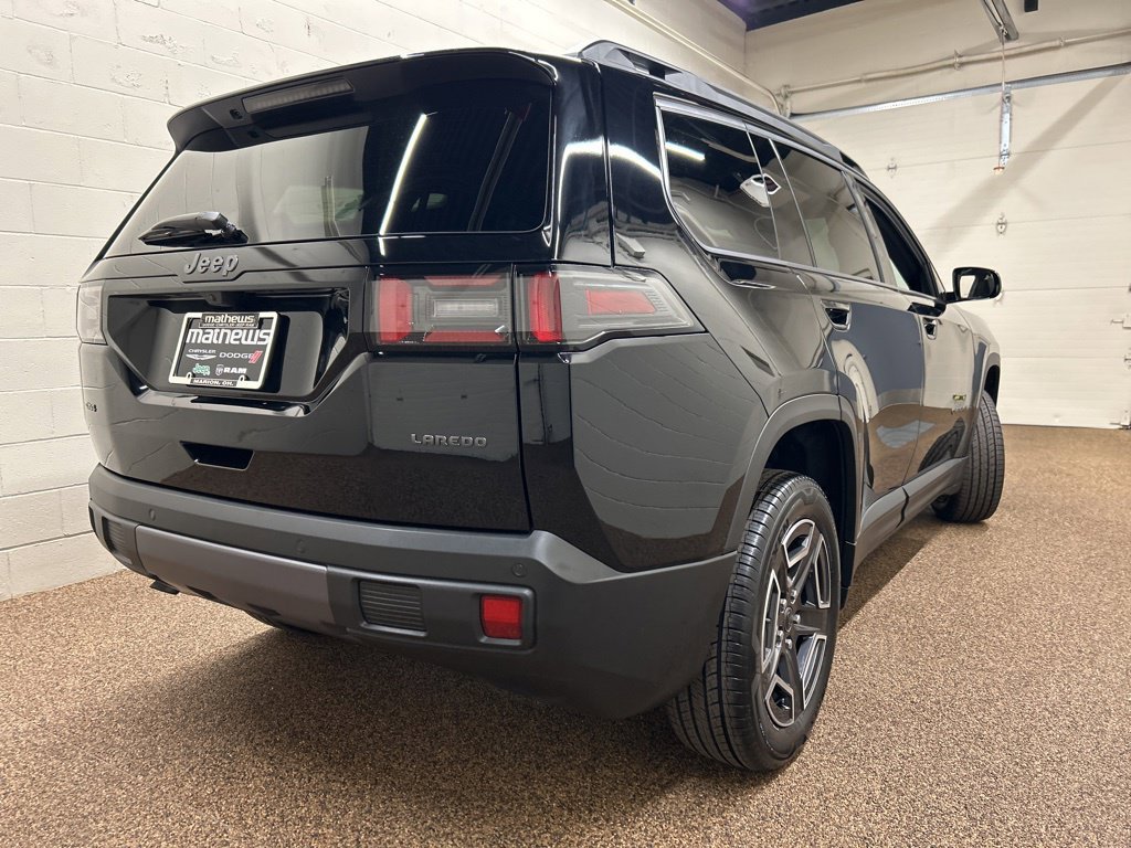 New 2026 Jeep Cherokee Laredo AWD/4WD image 2