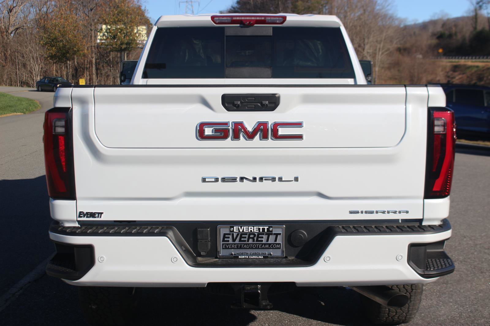 New 2026 GMC Sierra 2500 Denali w/ Denali Reserve Package image 6