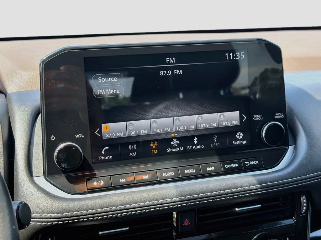 Used 2023 Nissan Rogue SL w/ SL Premium Package FWD image 15