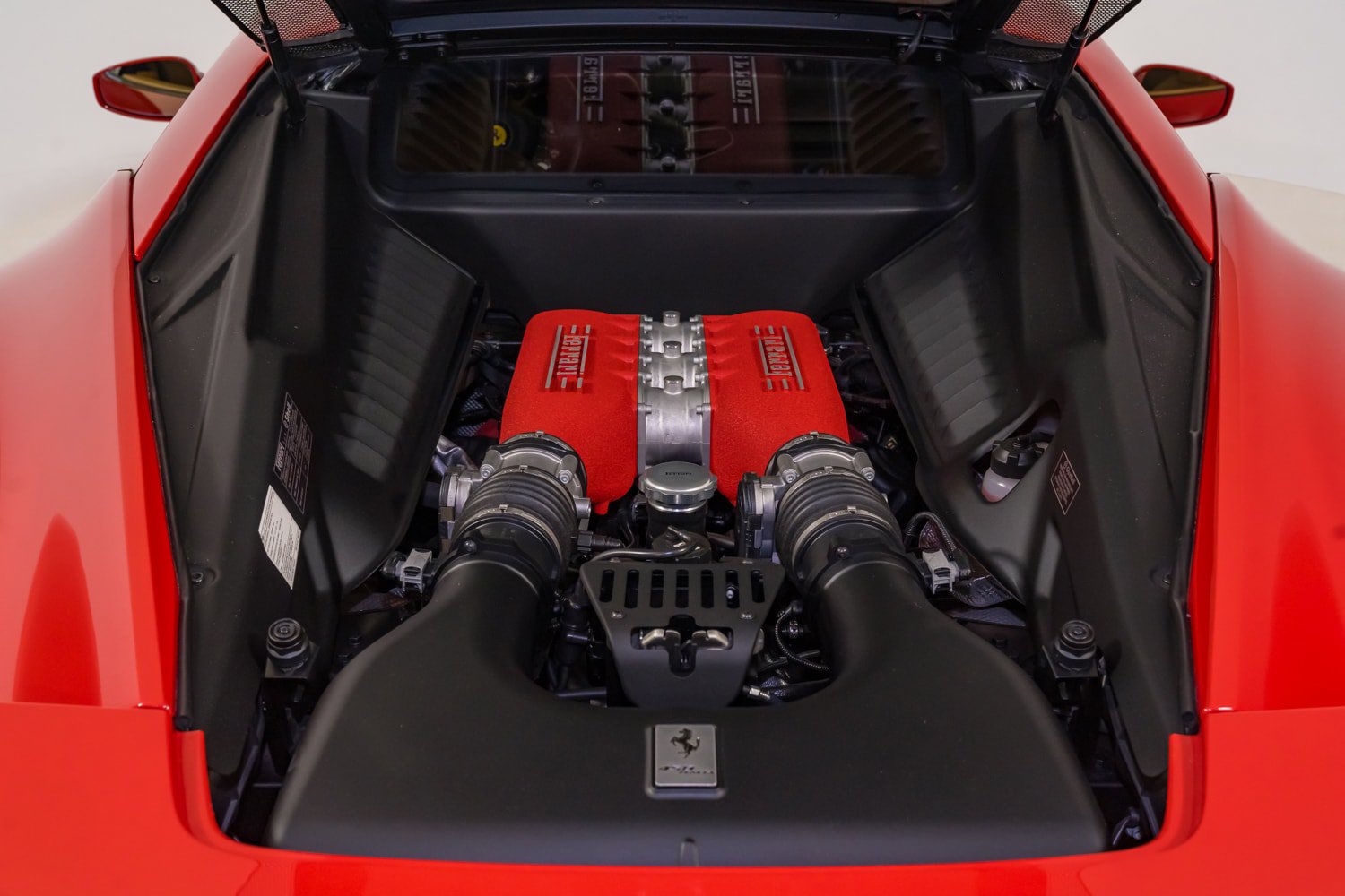Used 2010 Ferrari 458 Italia Coupe RWD image 40