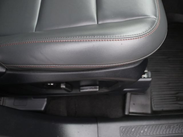 Used 2025 Ford Explorer Active w/ Active Comfort Package AWD/4WD image 10
