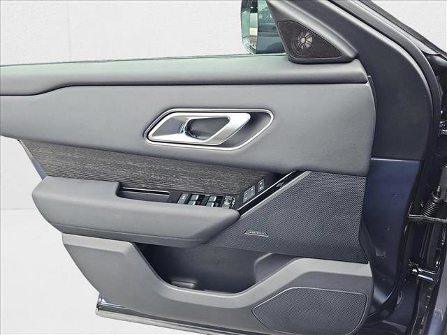 New 2026 Land Rover Range Rover Velar Dynamic SE image 26