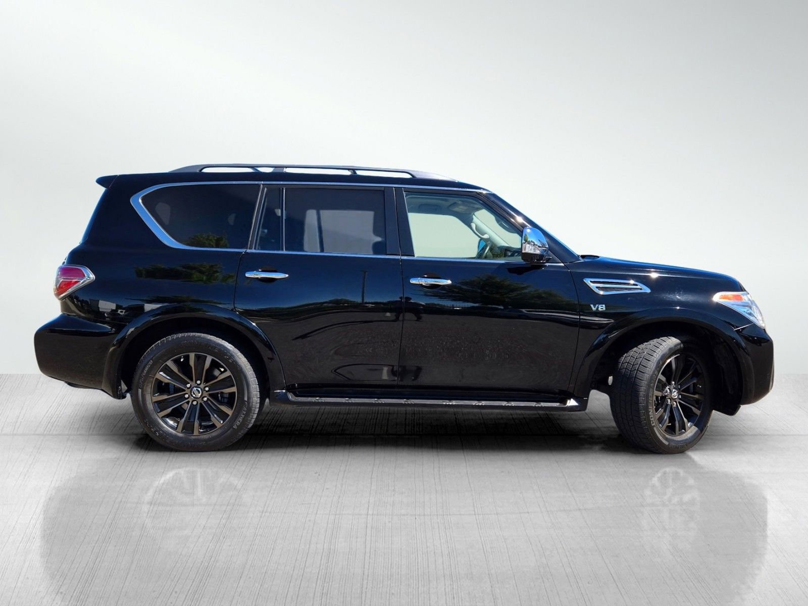 Used 2020 Nissan Armada Platinum AWD/4WD image 3