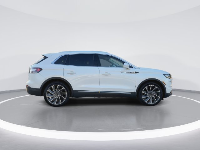 Used 2023 Lincoln Nautilus Reserve w/ Equipment Group 201A FWD image 8