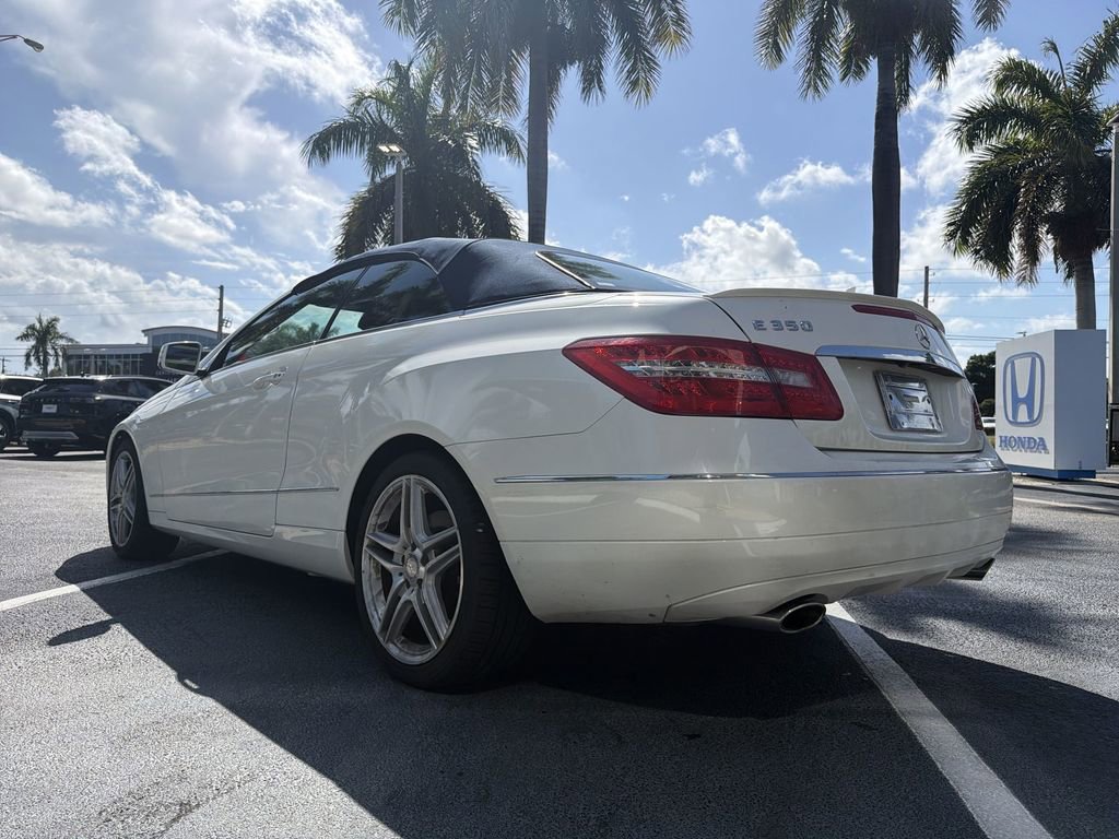 Used 2011 Mercedes-Benz E 350 Cabriolet image 19