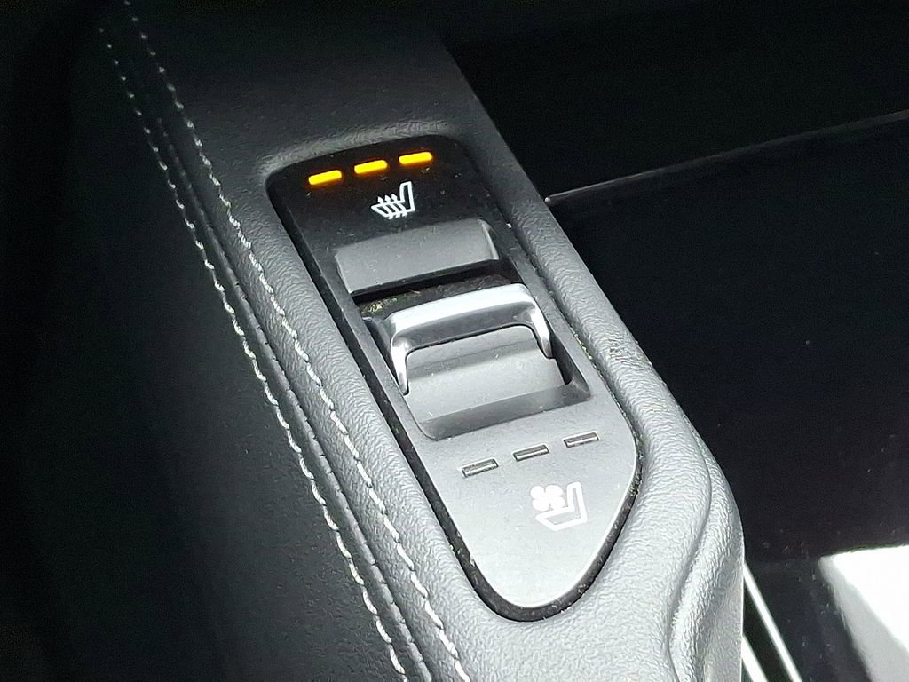Used 2023 Kia Telluride EX w/ EX Captain's Chair Package FWD image 29