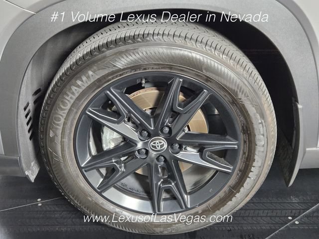 Used 2026 Toyota Grand Highlander AWD Hybrid image 12