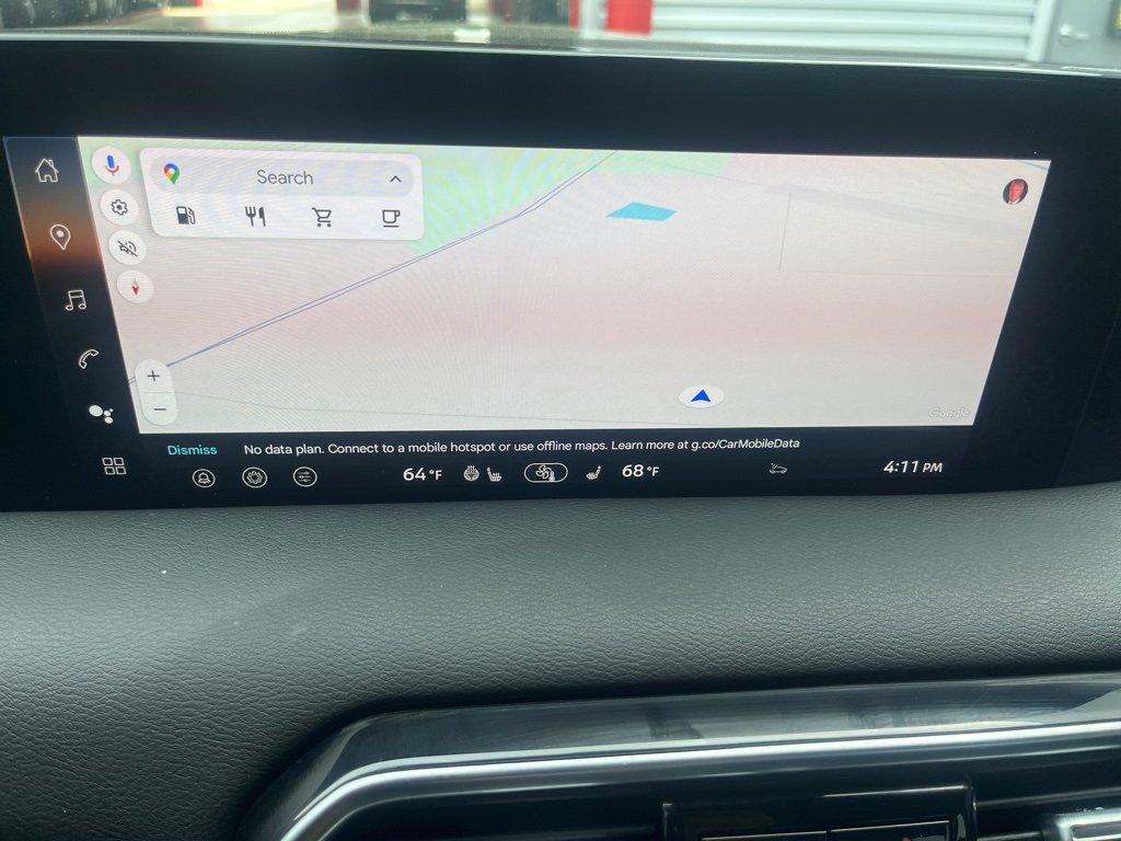 Used 2025 Nissan Armada SL image 16