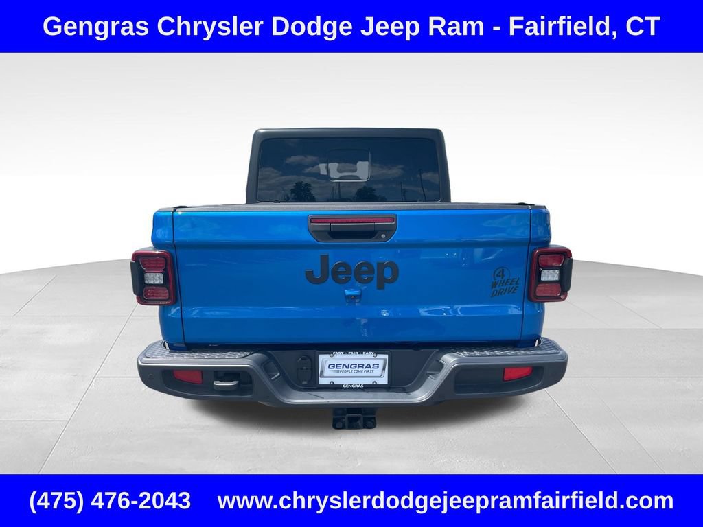 Certified 2025 Jeep Gladiator Sport AWD/4WD image 23