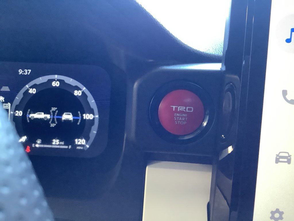 Used 2024 Toyota Tacoma TRD Off-Road image 16