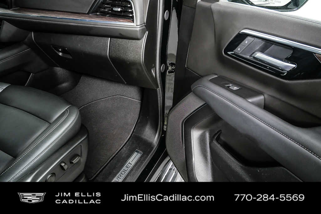 Used 2025 Chevrolet Tahoe LT RWD image 24